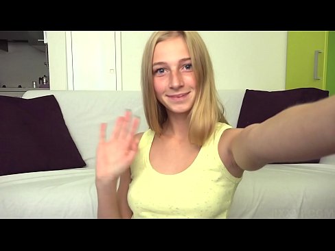 ❤️ Amikor unatkozom, lustán maszturbálom a rózsaszín puncimat... Porno at hu.sexogolic-info.ru
