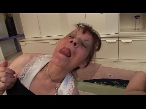 ❤️ Két nagymama és egy nagypapa hármasban Porno at hu.sexogolic-info.ru