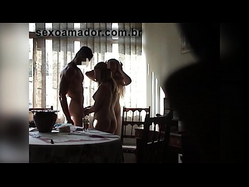 ❤️ Szexbarátok meghívnak egy óriásembert és egy édeshármast vele Porno at hu.sexogolic-info.ru