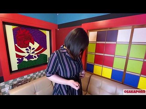 ❤️ Japán cutie nagy mellekkel maszturbál szexjátékokkal és orgazmust kap. Egy interjúban beszél a dugásról szerzett tapasztalatairól. Hatalmas mellek és szőrös punci hangosan nyög. Osakaporn Porno at hu.sexogolic-info.ru